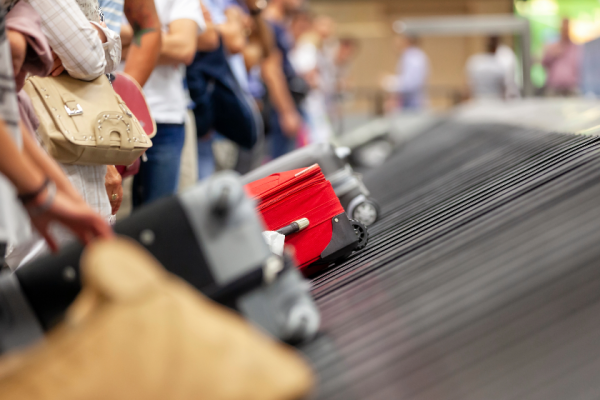 Strike action averted as ground staff at Stansted accept bumper pay offer