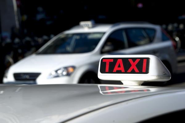 GMB raises concerns with Dacorum council over watering down of knowledge test for private hire taxi drivers