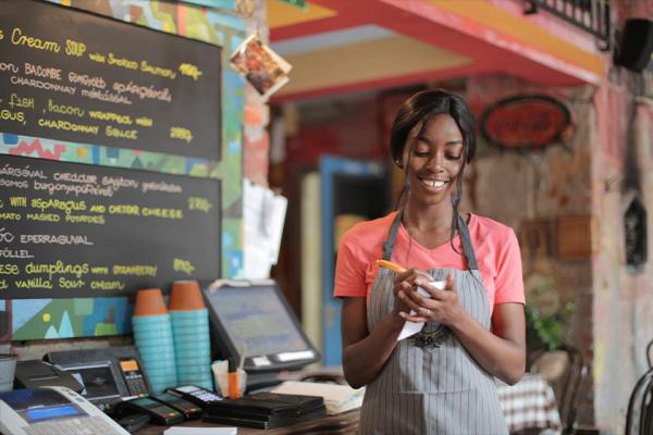 GMB welcomes new legislation that sees workers keep all tips and gratuities